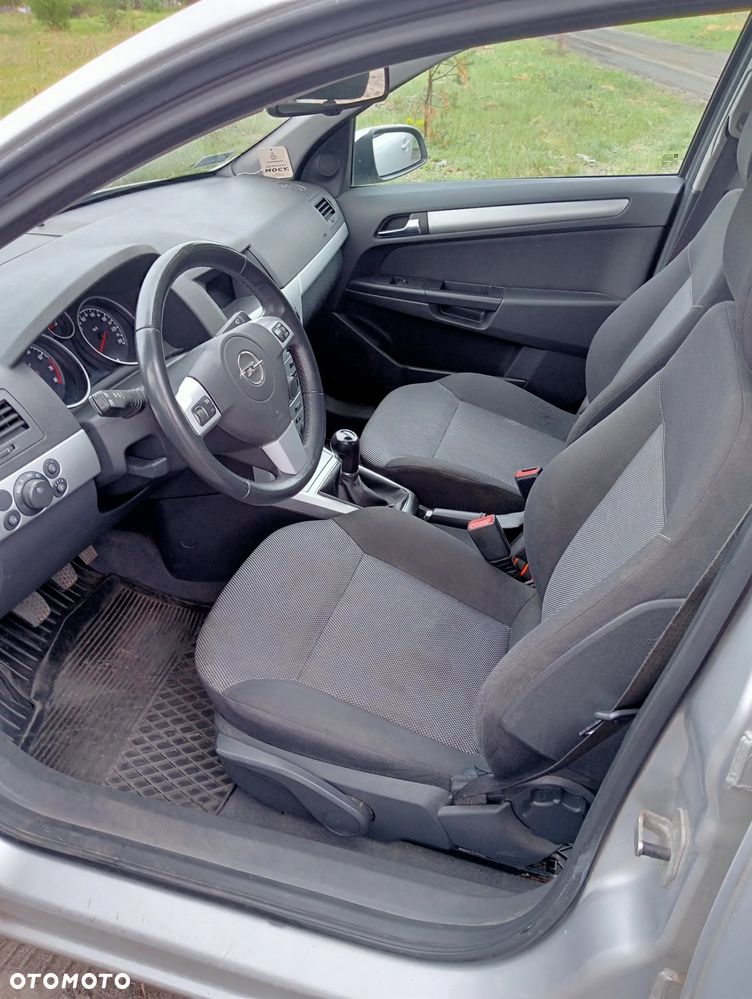 Opel Astra 1.8 Enjoy - 12