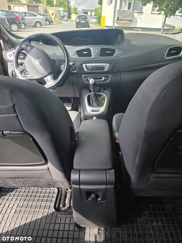 Renault Scenic 1.6 16V Limited - 5