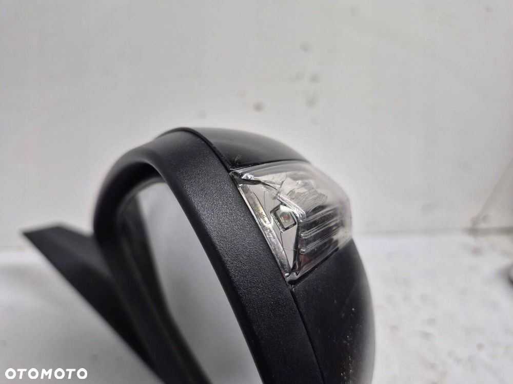 kia carens iv lusterko elektryczne prawe 12-pin 9h wersja uk 2013- - 4