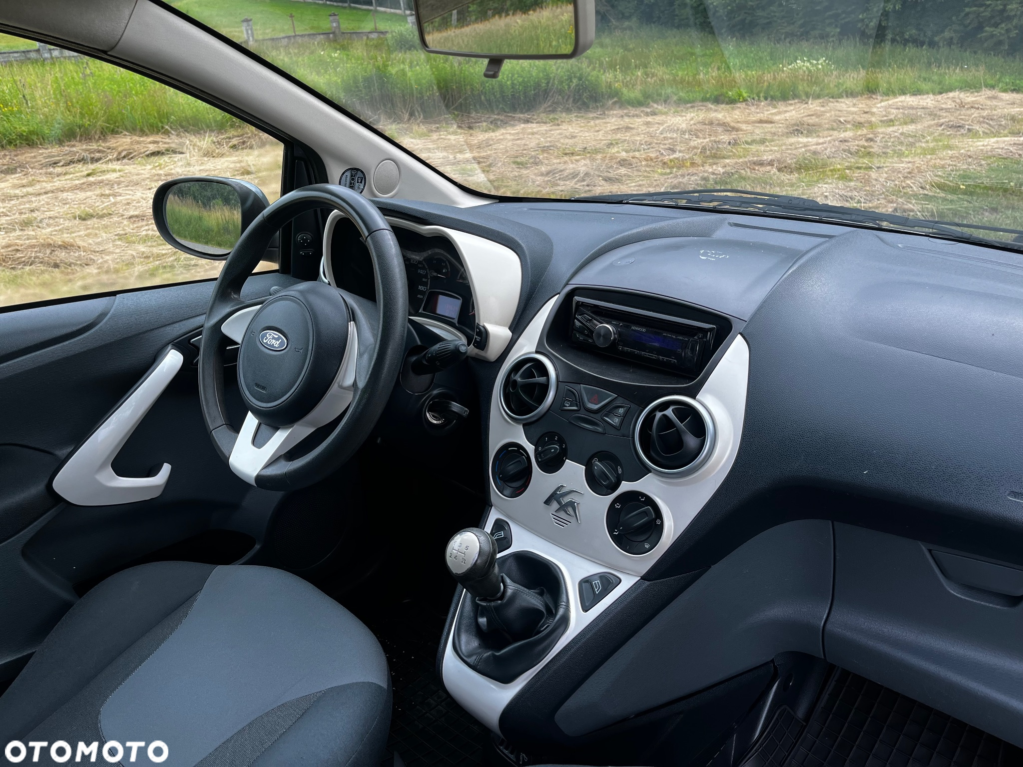 Ford KA 1.2 Concept - 15