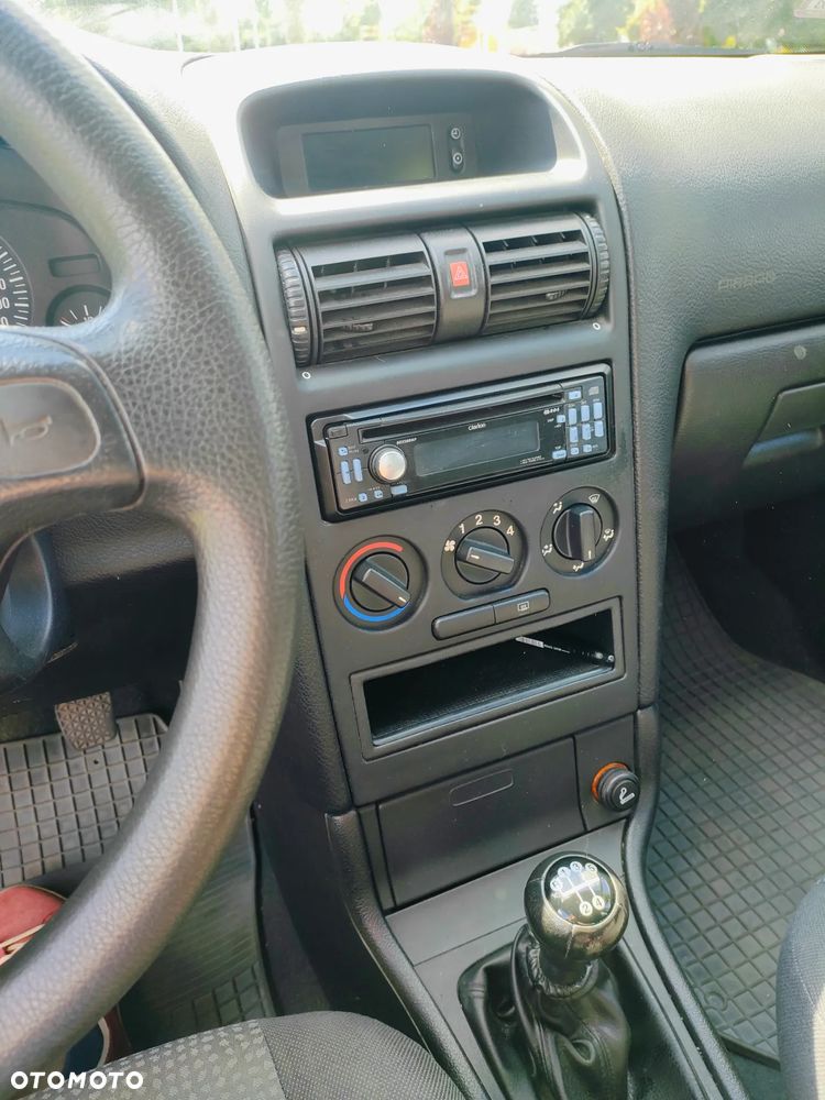 Opel Astra - 8