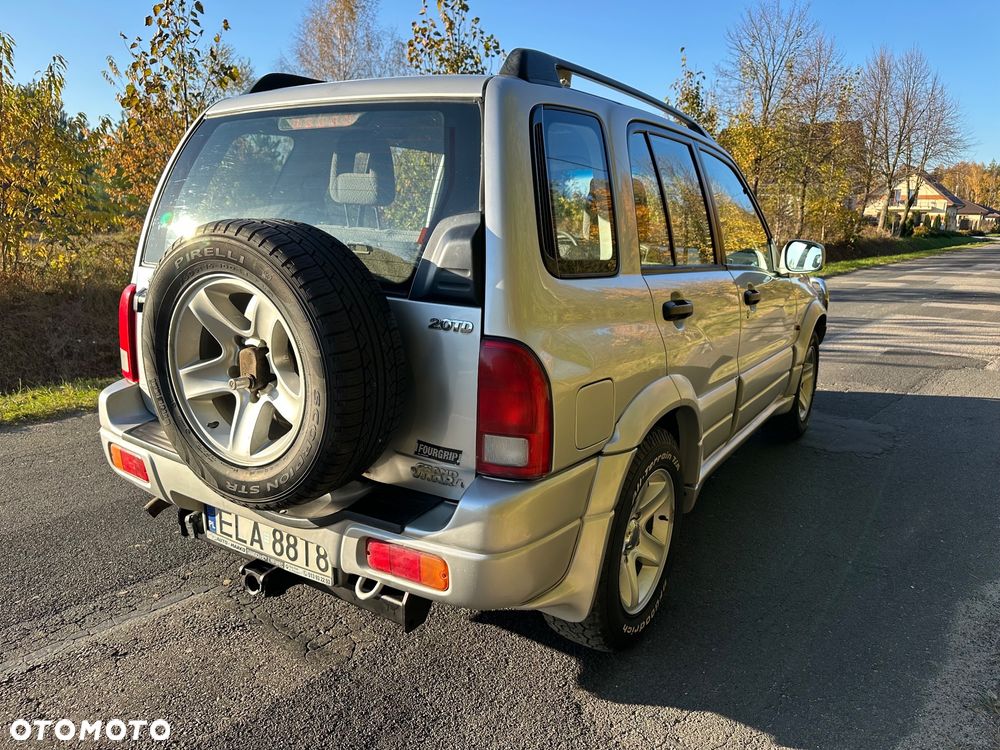 Suzuki Grand Vitara XL-7 2.0 TD Automatik Comfort + - 17