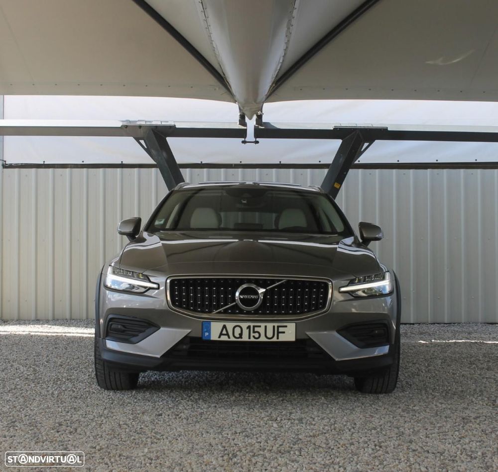 Volvo V60 Cross Country 2.0 B4 Geartronic - 9