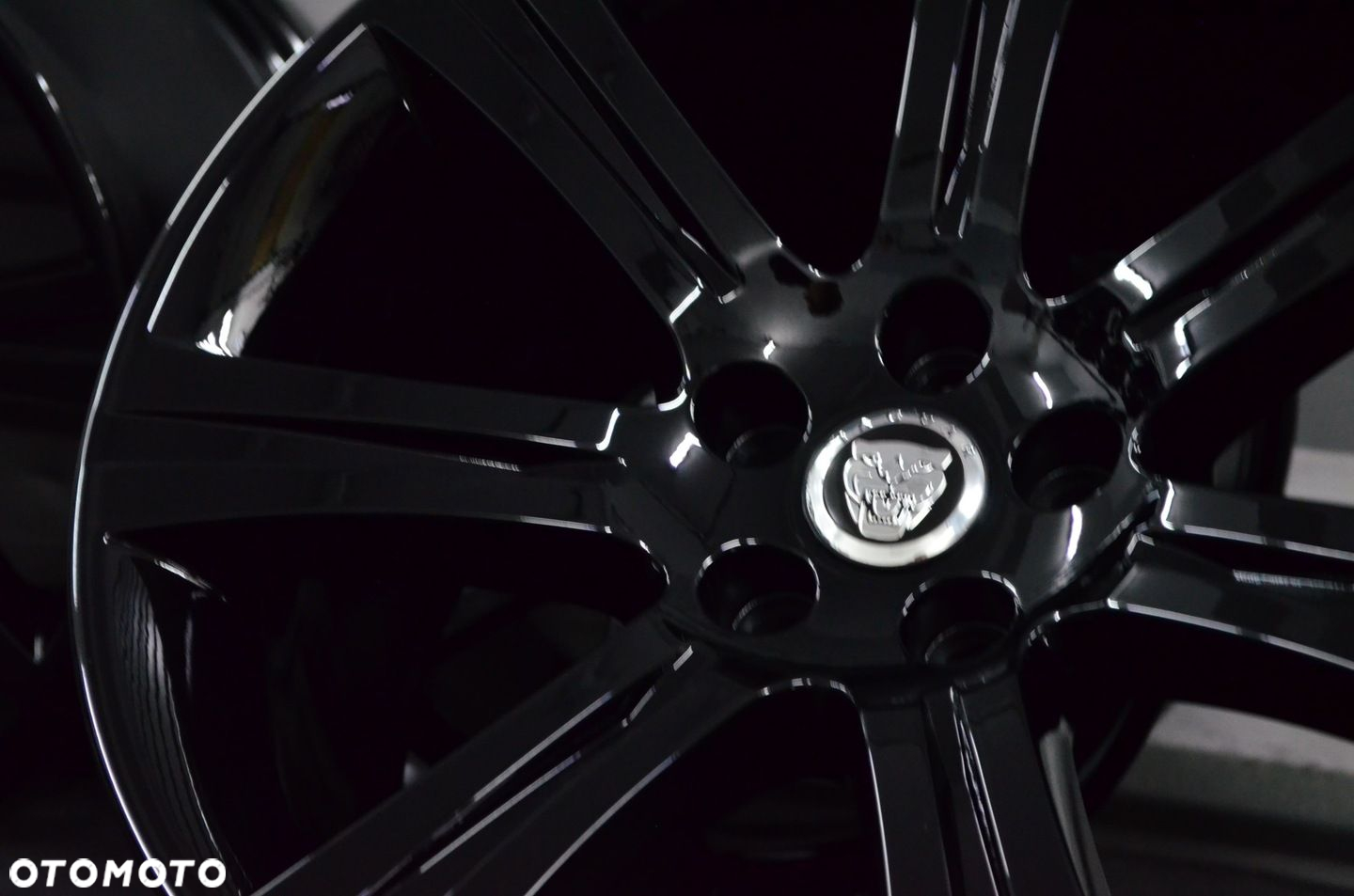Felgi 5x108 8,5/9,5J R18 Jaguar XF X250 6W831007AB - 5