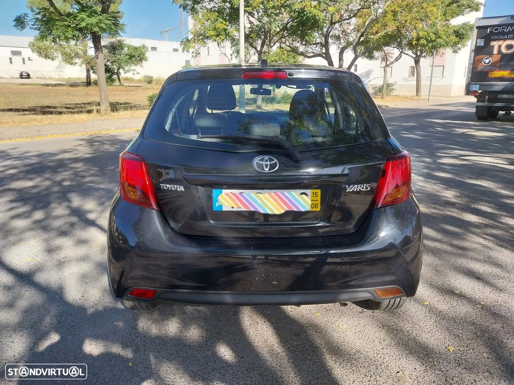 Toyota Yaris 1.0 VVT-i Comfort +PS Style +P.Techno - 18