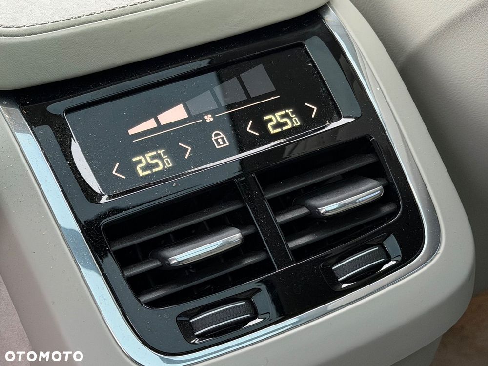 Volvo XC 90 B5 D AWD Geartronic Inscription - 13