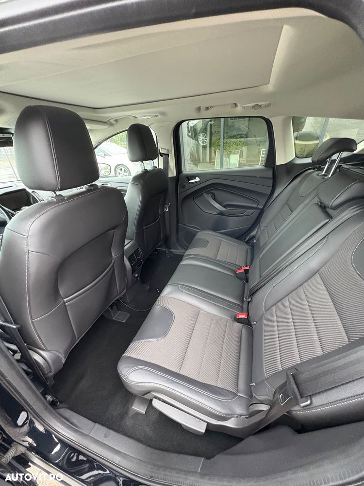 Ford Kuga 2.0 TDCi 4WD ST-Line - 5