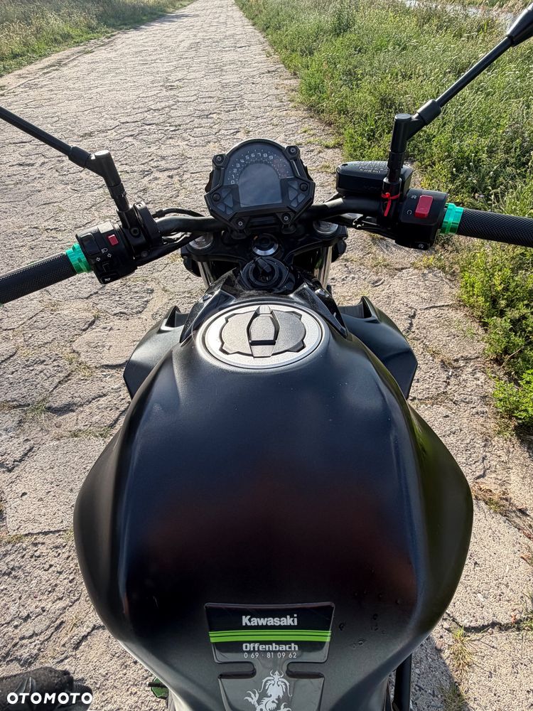 Kawasaki Z 650 - 7