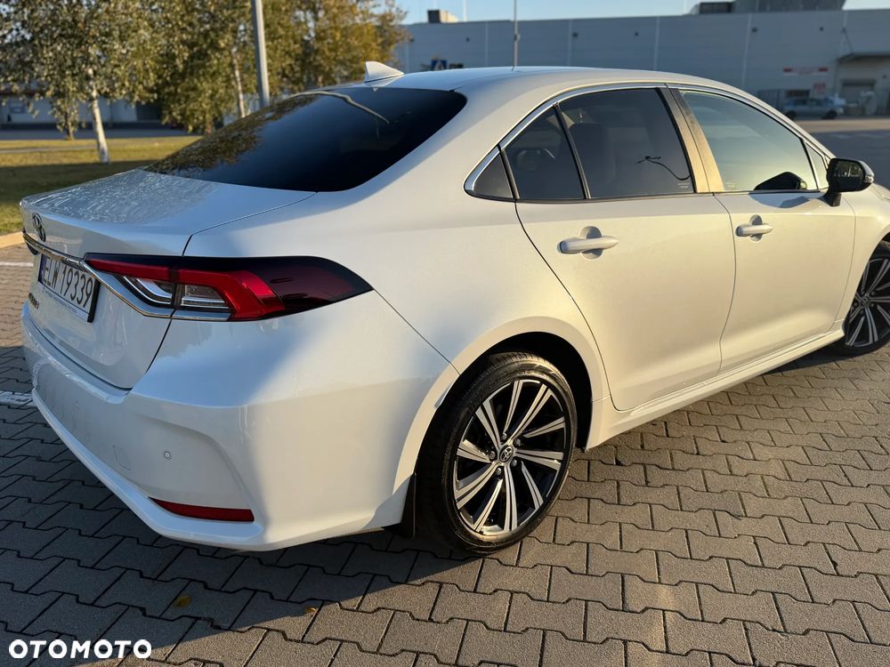 Toyota Corolla - 12