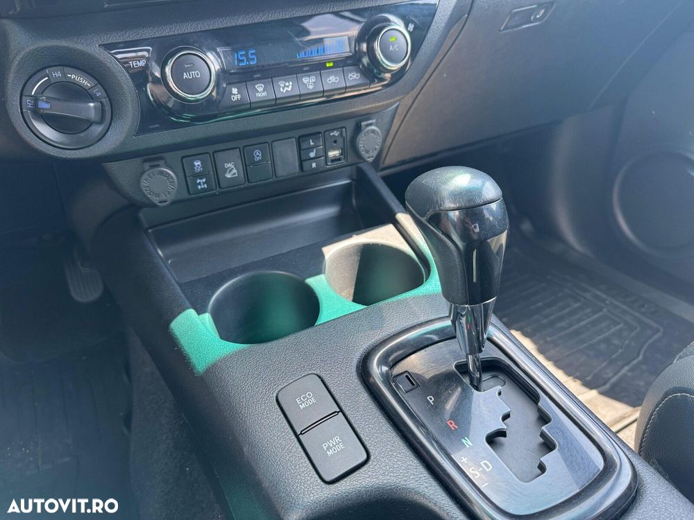 Toyota Hilux - 11