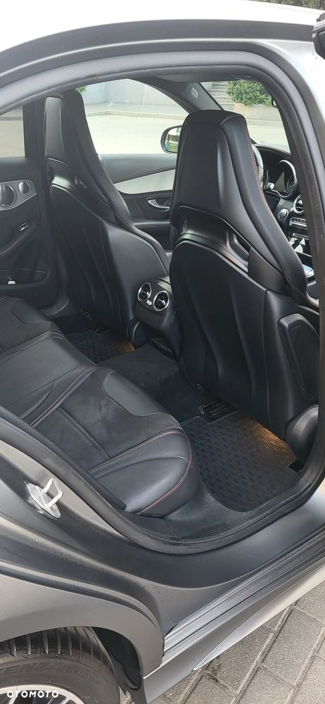 Mercedes-Benz Klasa C AMG 43 4-Matic - 17