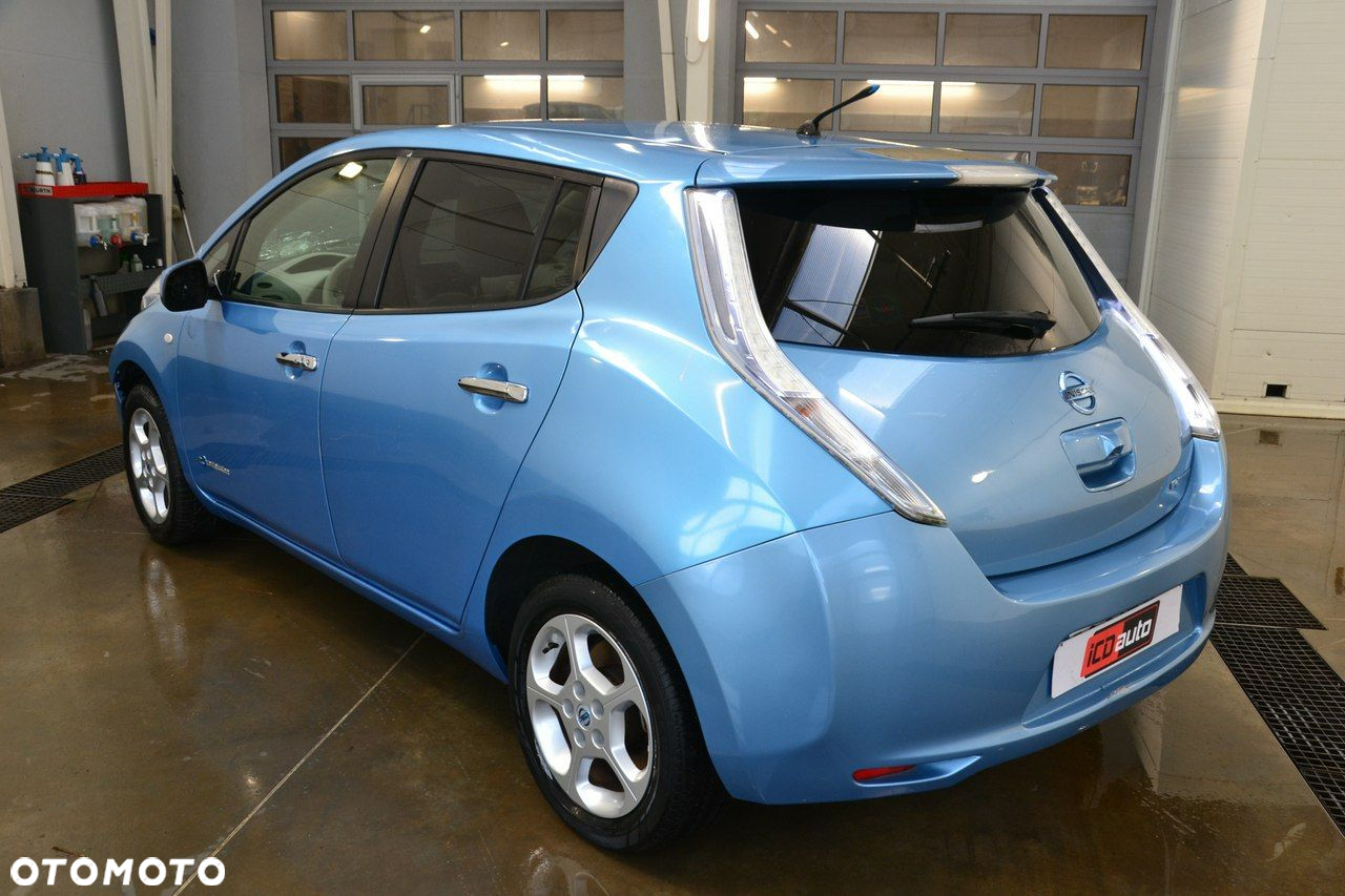 Nissan Leaf - 5
