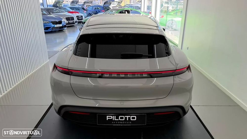 Porsche Taycan Sport Turismo Standard - 30