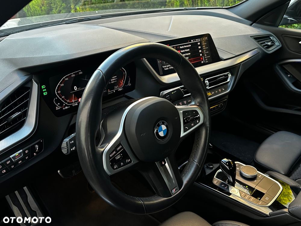 BMW Seria 2 218d M Sport - 35