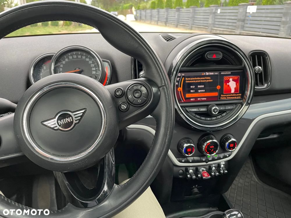 MINI Cooper S Sport-Aut - 4