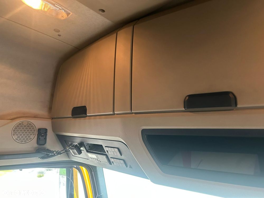 Mercedes-Benz Actros 2448 Kassbohrer - 22