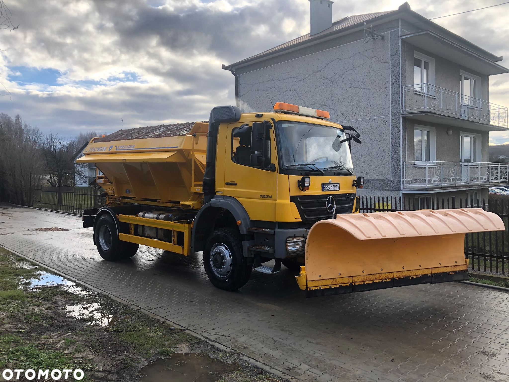 Mercedes-Benz Axor 1824 4x4 piaskarka solarka econ pług 2011 e5 - 16