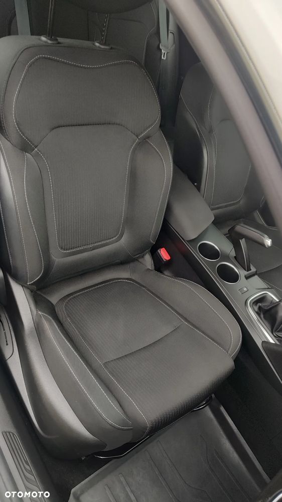 Renault Megane 1.3 TCe FAP Zen - 35