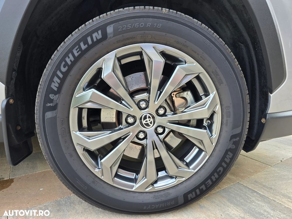 Toyota RAV4 2.5 VVT-iE 4x4 Luxury Plus - 19