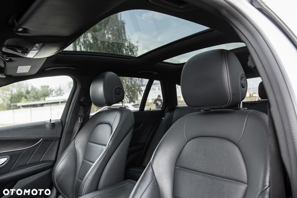 Mercedes-Benz Klasa C 400 4Matic 7G-TRONIC AMG Line - 20