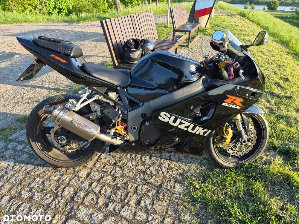 Suzuki GSX-R - 3