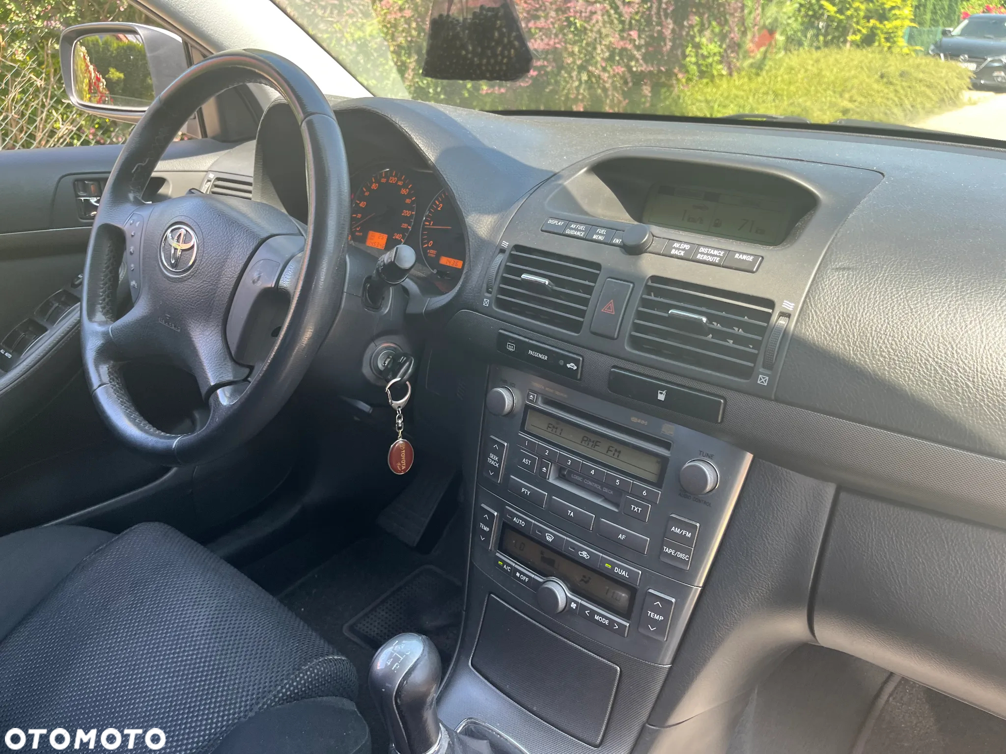 Toyota Avensis 1.8 VVT-i Sol - 9