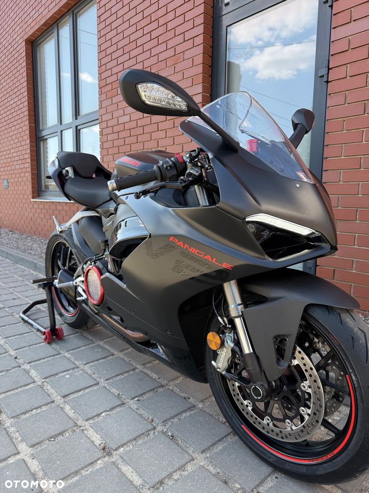 Ducati Panigale V2 - 4