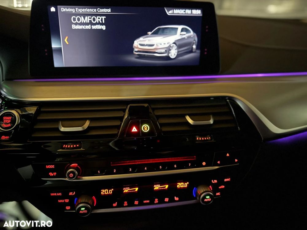 BMW Seria 5 520d xDrive Aut. Luxury Line - 13