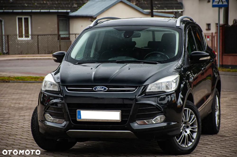 Ford Kuga 1.6 EcoBoost 2x4 Titanium - 2