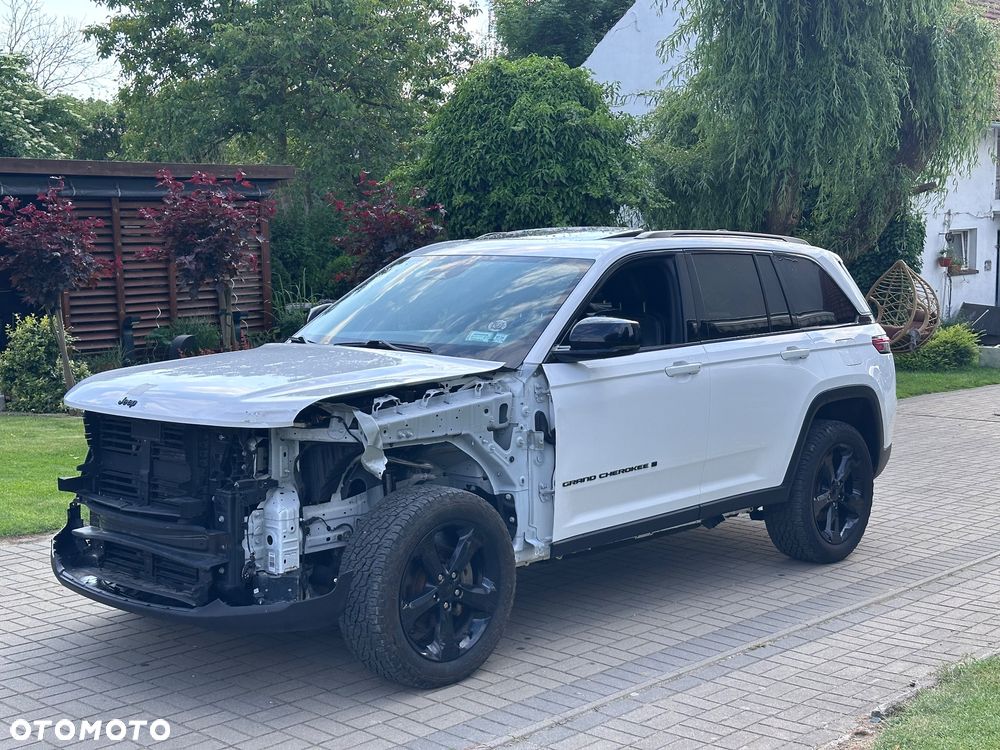 Jeep Grand Cherokee - 4