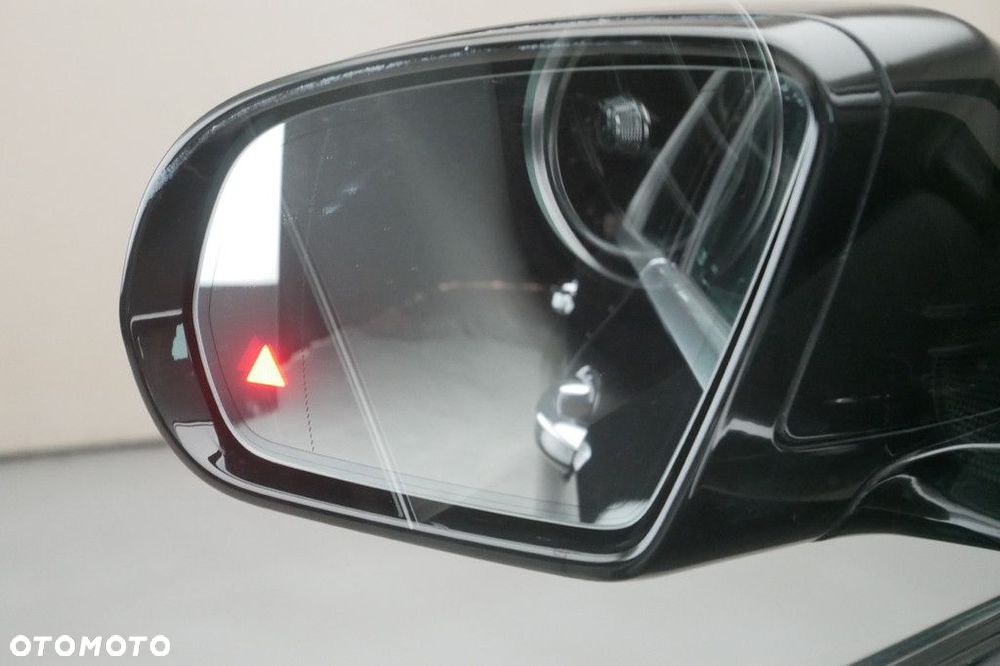 Mercedes-Benz Klasa E - 34