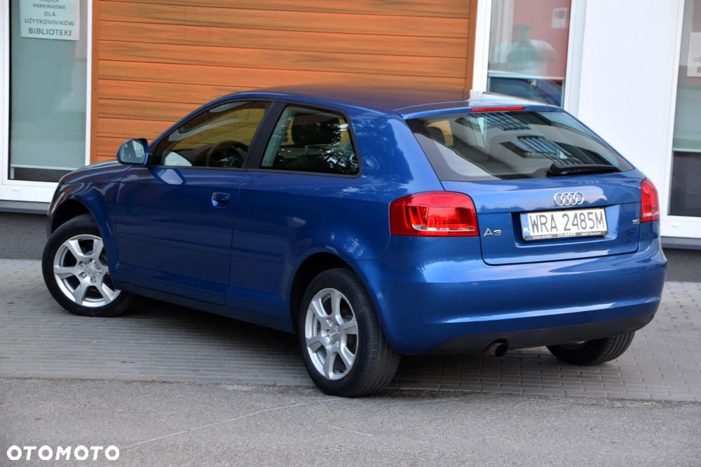 Audi A3 3-drzwiowe 1.6 Ambiente - 11