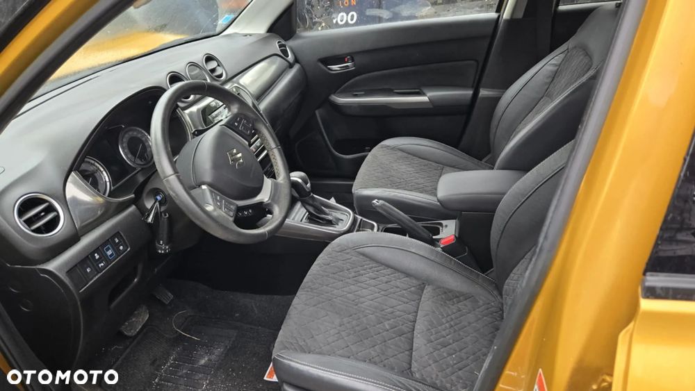 Suzuki Vitara ver-1-5-strong-hybrid-elegance-2wd-ags - 13