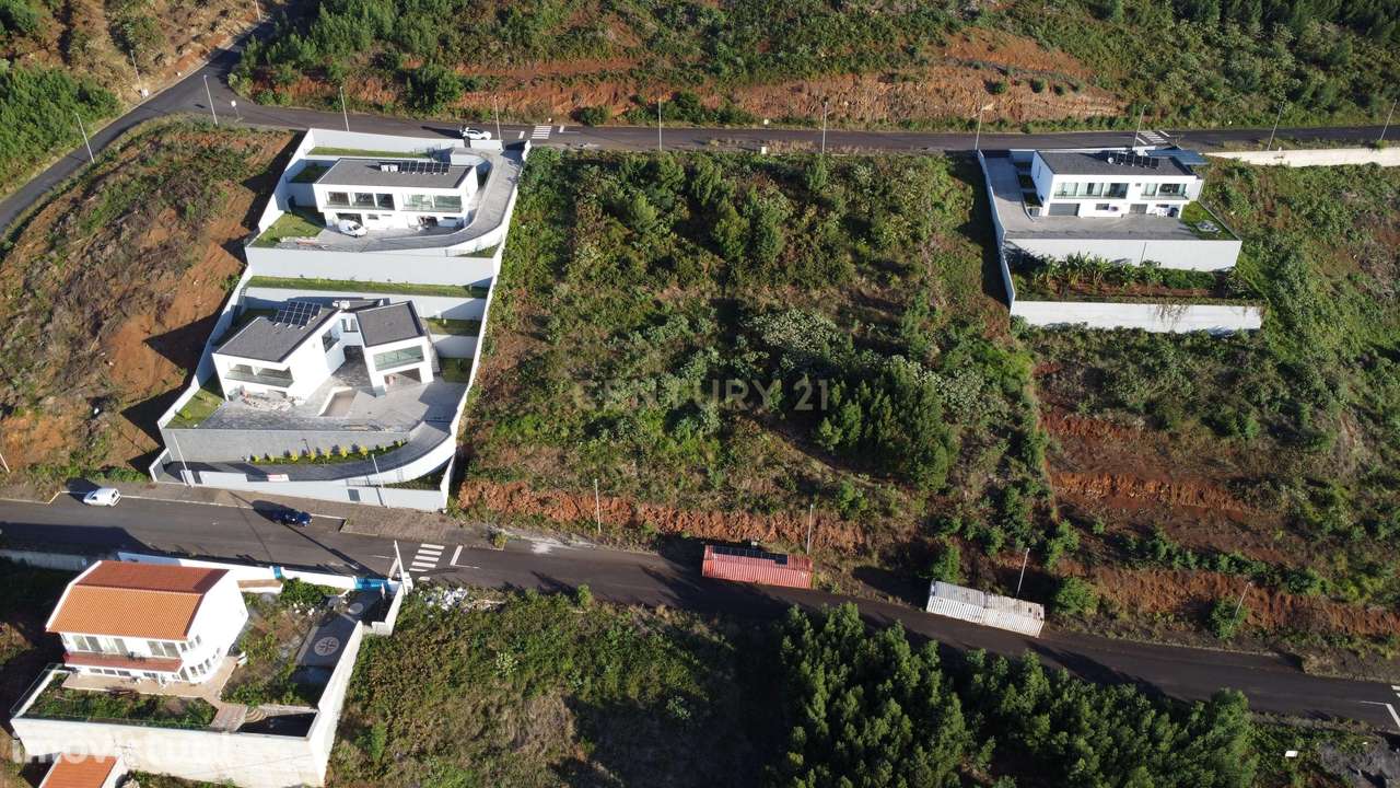 Terreno com Vista Panorâmica em Santa Cruz, Madeira - Grande imagem: 5/9