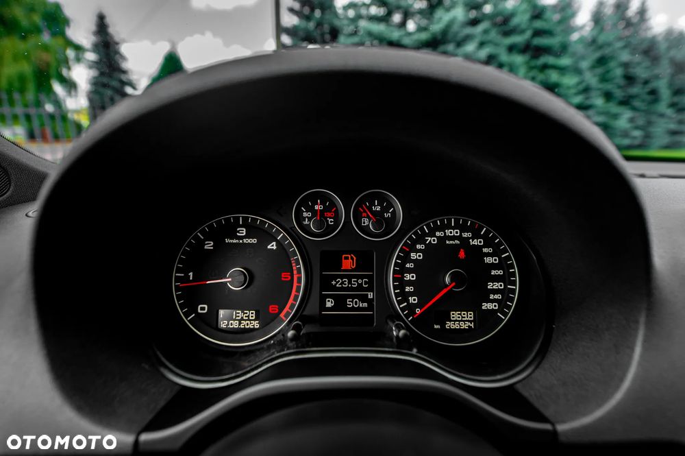 Audi A3 Sportback 2.0 TDI DPF quattro S line Sportpaket (plus) - 32