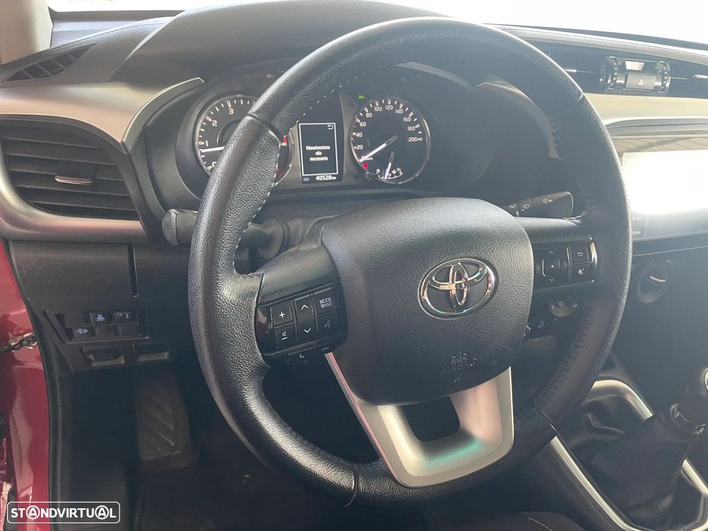 Toyota HILUX 2.4 D-4D TRIAL - 11