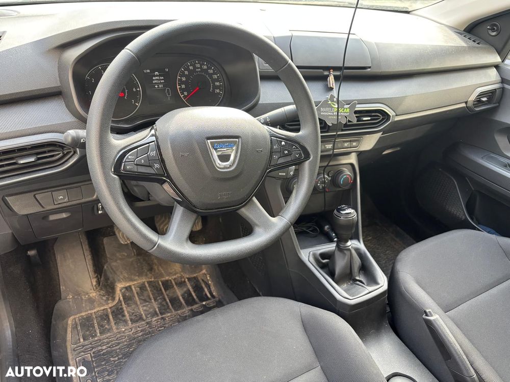 Dacia Logan TCe 90 MT5 Comfort - 5