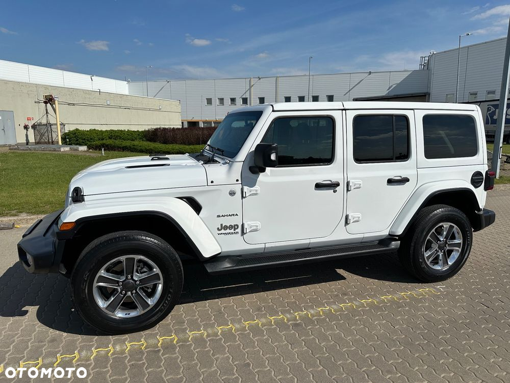 Jeep Wrangler Unlimited GME 2.0 Turbo Sahara - 14