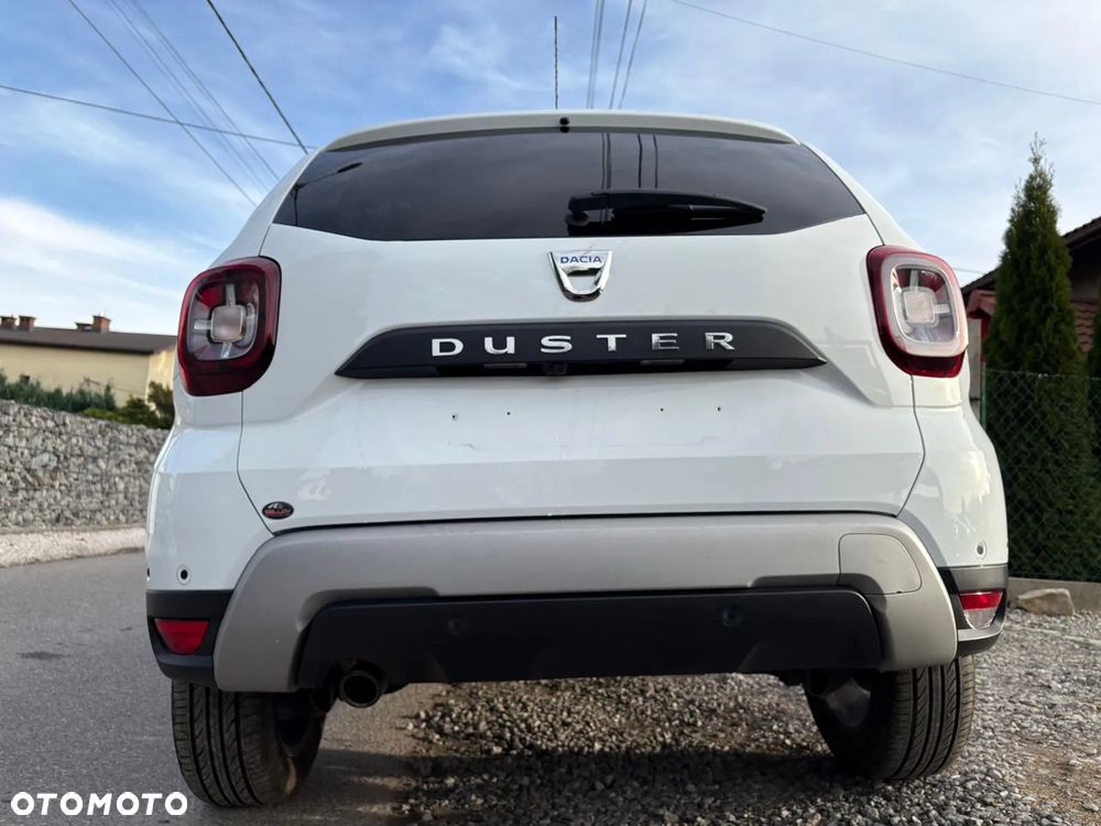 Dacia Duster 1.2 TCe Celebration S&S EU6 - 8