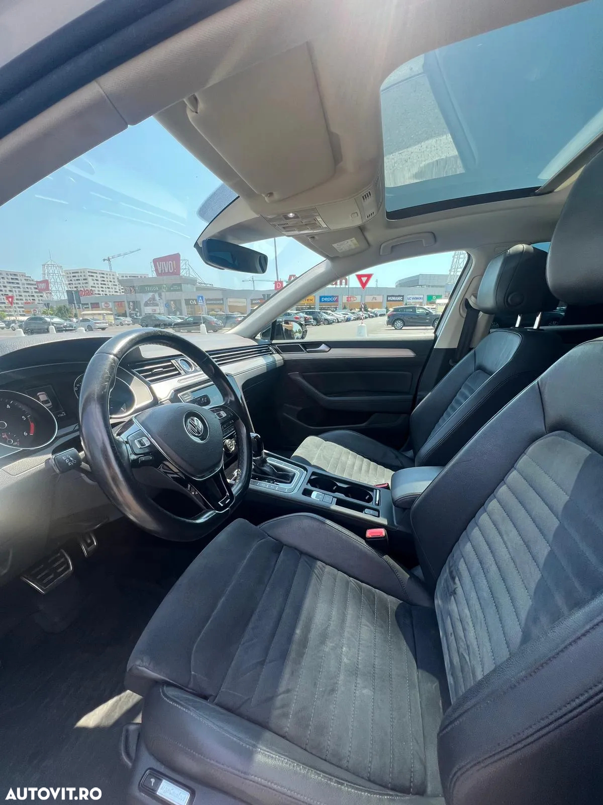 Volkswagen Passat 2.0 TDI DSG 4Motion Comfortline - 10