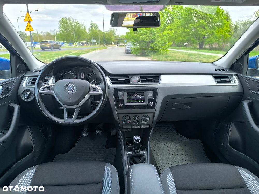 Skoda RAPID Spb 1.2 TSI Ambition - 9