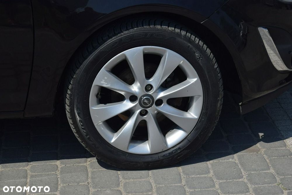 Opel Corsa 1.4 16V 150 Jahre - 9