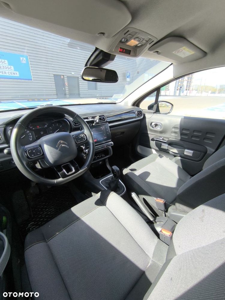 Citroën C3 1.2 PureTech Shine - 3