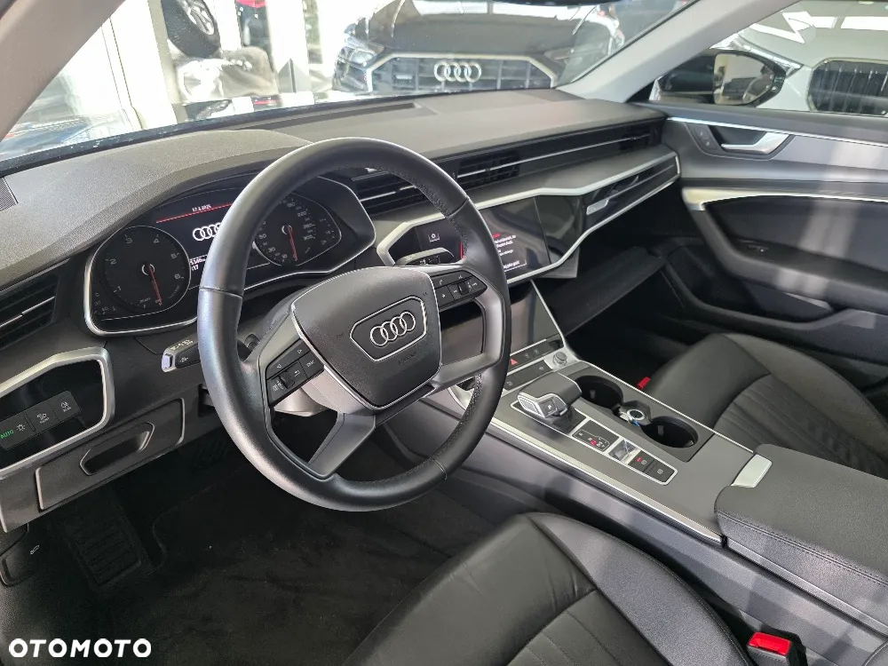 Audi A6 - 6