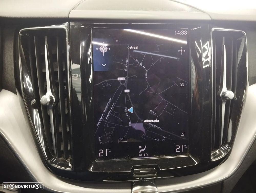 Volvo XC 60 2.0 T6 PHEV Inscription AWD - 29