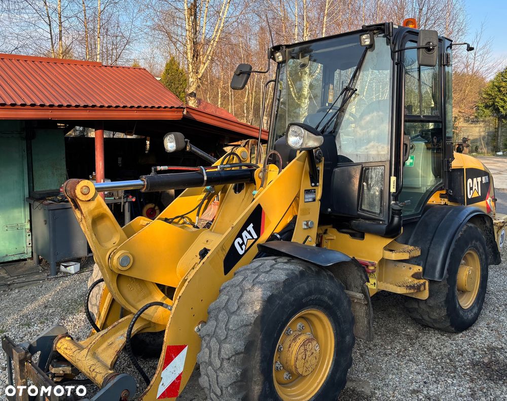 Caterpillar 907H2 rekin 4x4 łyzka dzielona z niemiec - 3