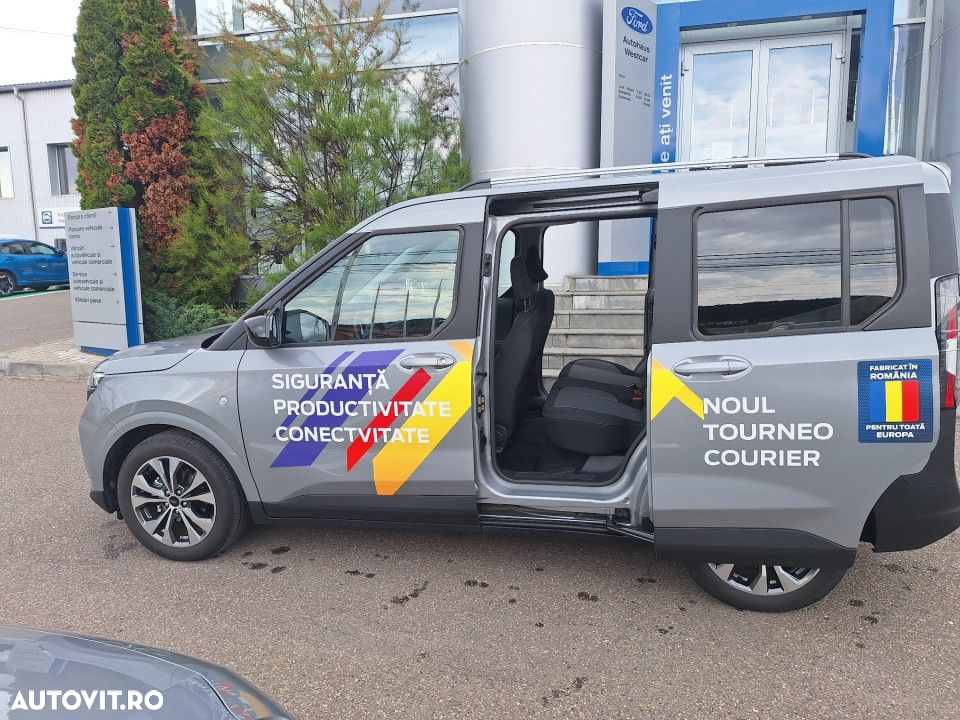 Ford Tourneo Courier - 5