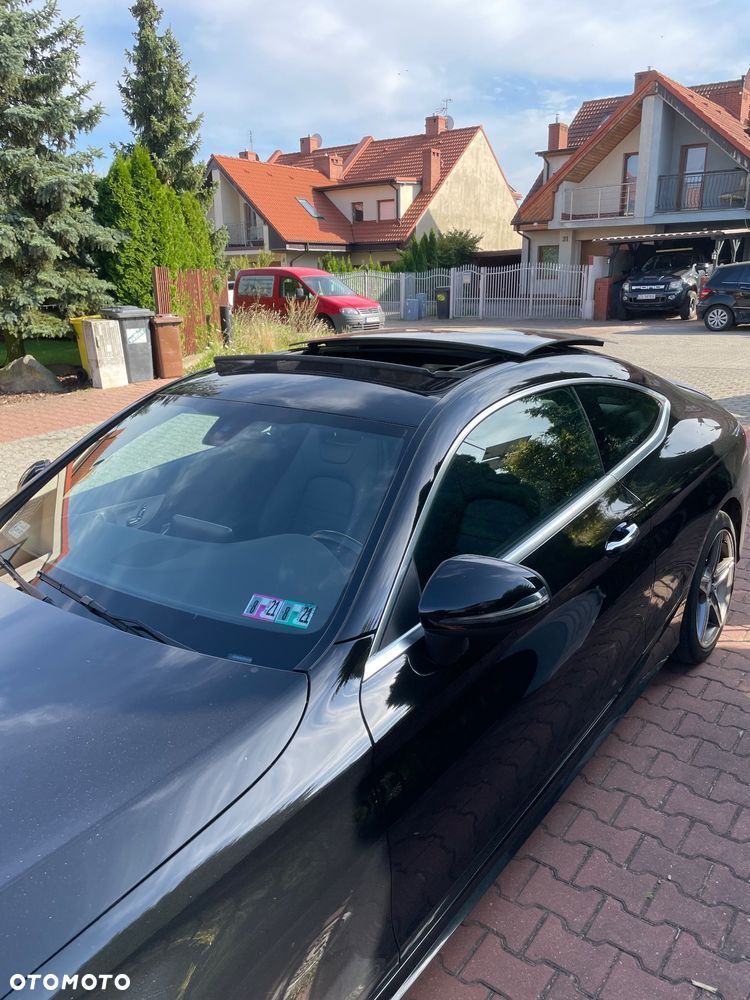 Mercedes-Benz Klasa C 300 7G-TRONIC AMG Line - 17