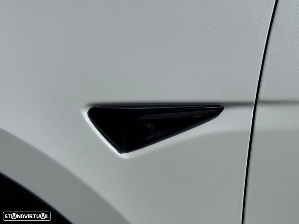 Tesla Model Y Long Range Tração Traseira - 54