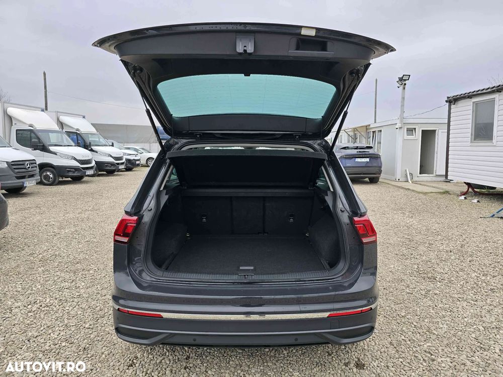 Volkswagen Tiguan - 7